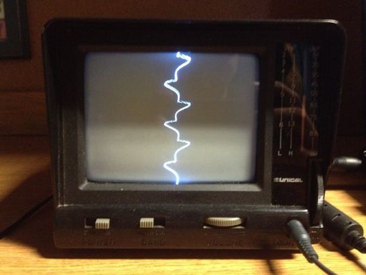 Turn An Old Analog Tv Into A Simple Oscilloscope Hackster Io