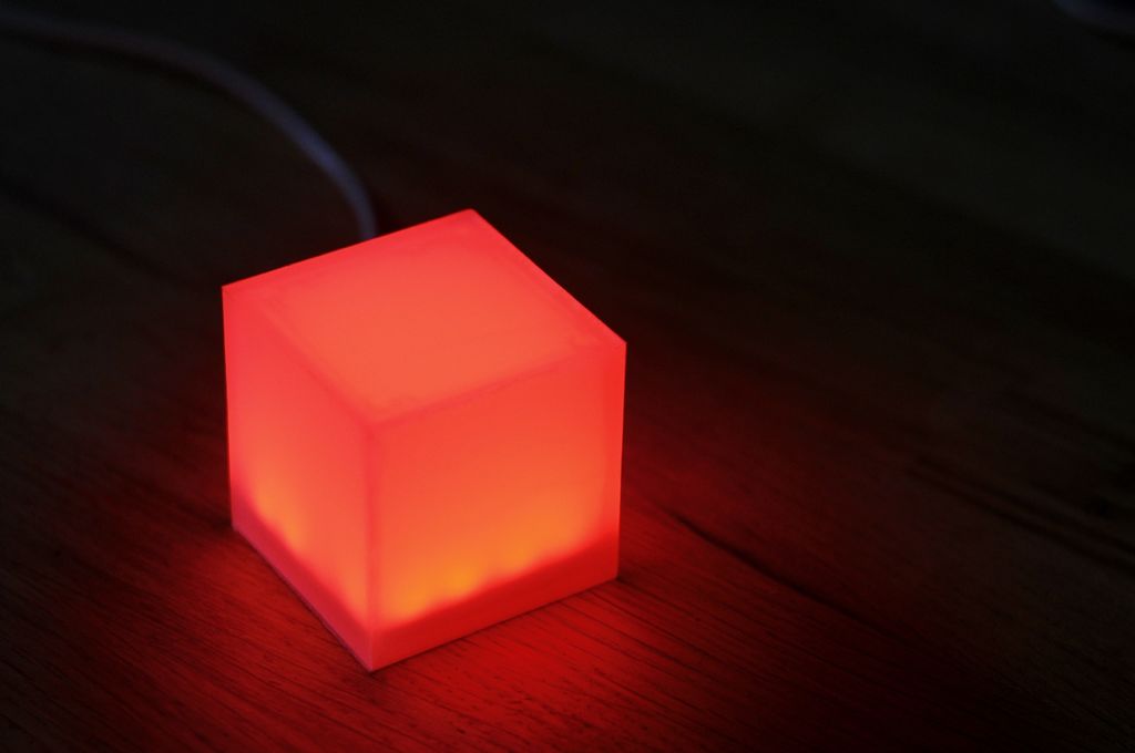 touch cube light