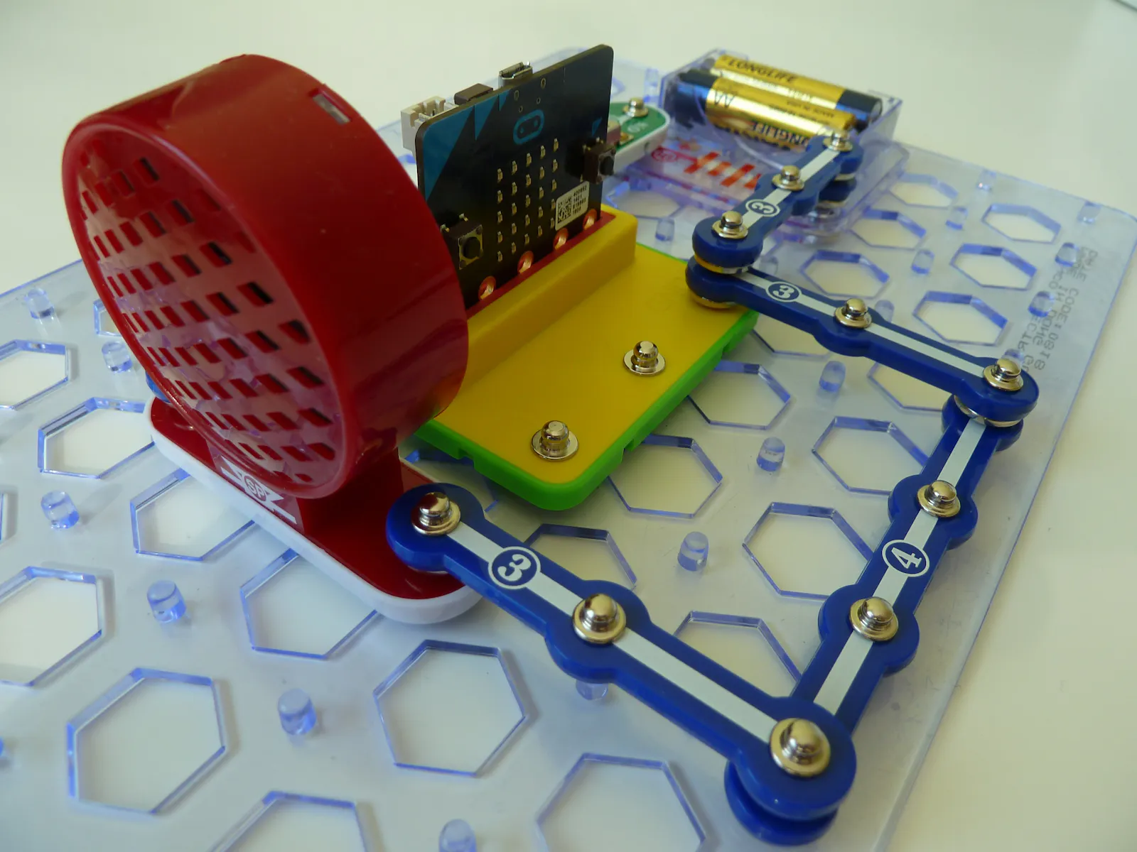 Snap:bit - Connect Speaker to Micro:bit - Hackster.io