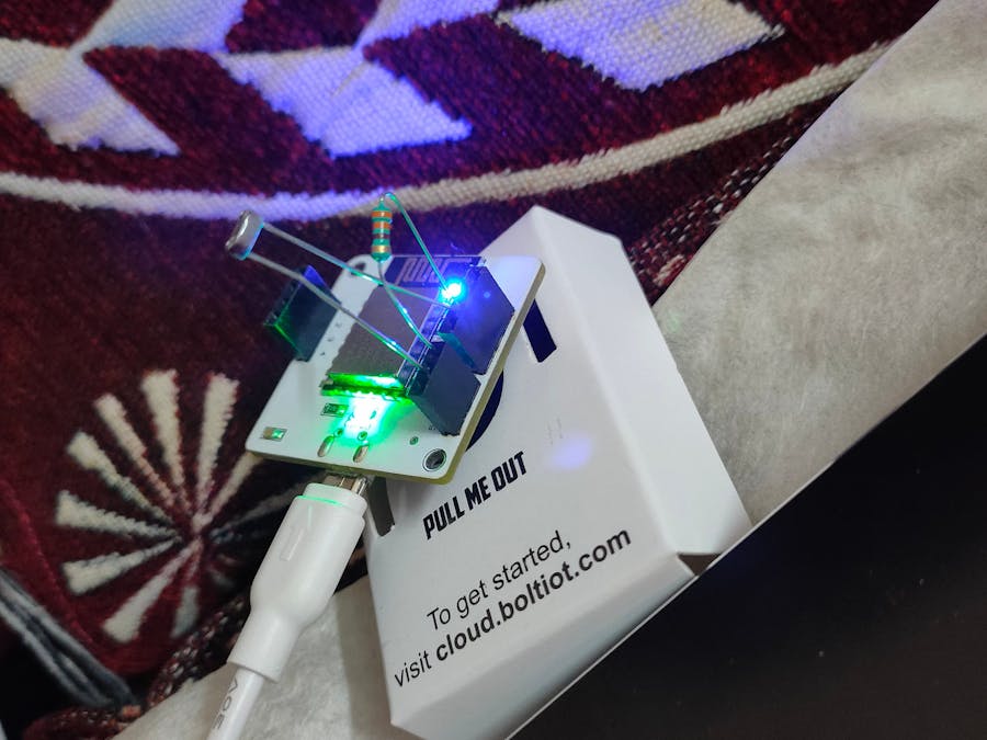 Light_Tracker