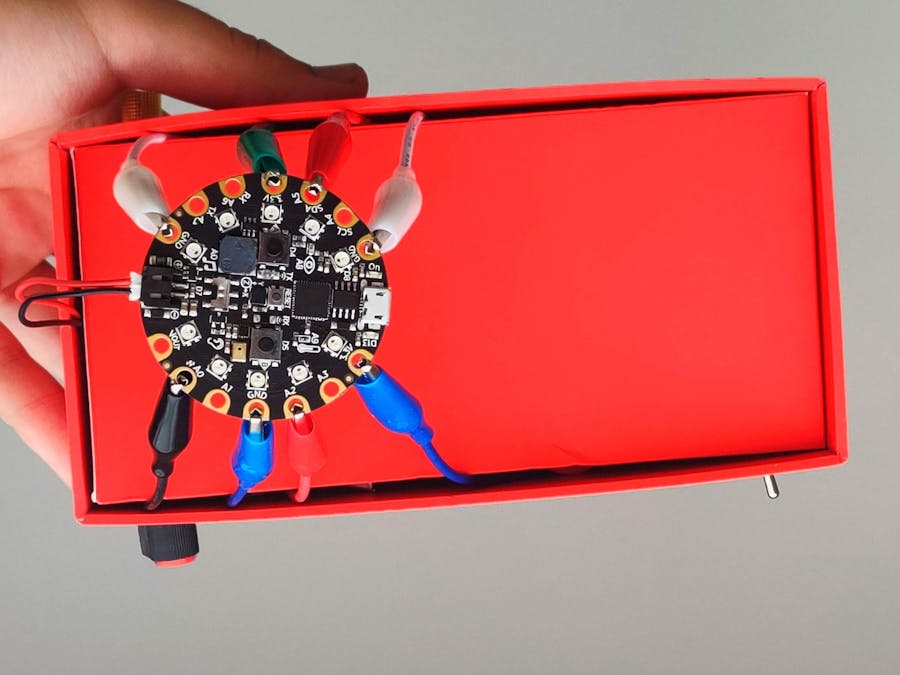 Project 1 (ScreamingKnob)