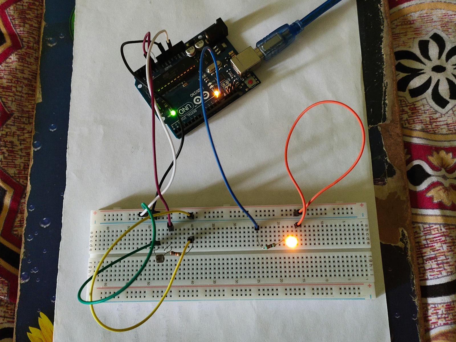 Light Sensor Using Arduino 