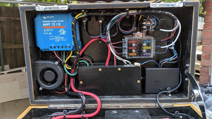 Victron Bluesolar Mppt 75 15 Based Solar Generator 12v Hackster Io