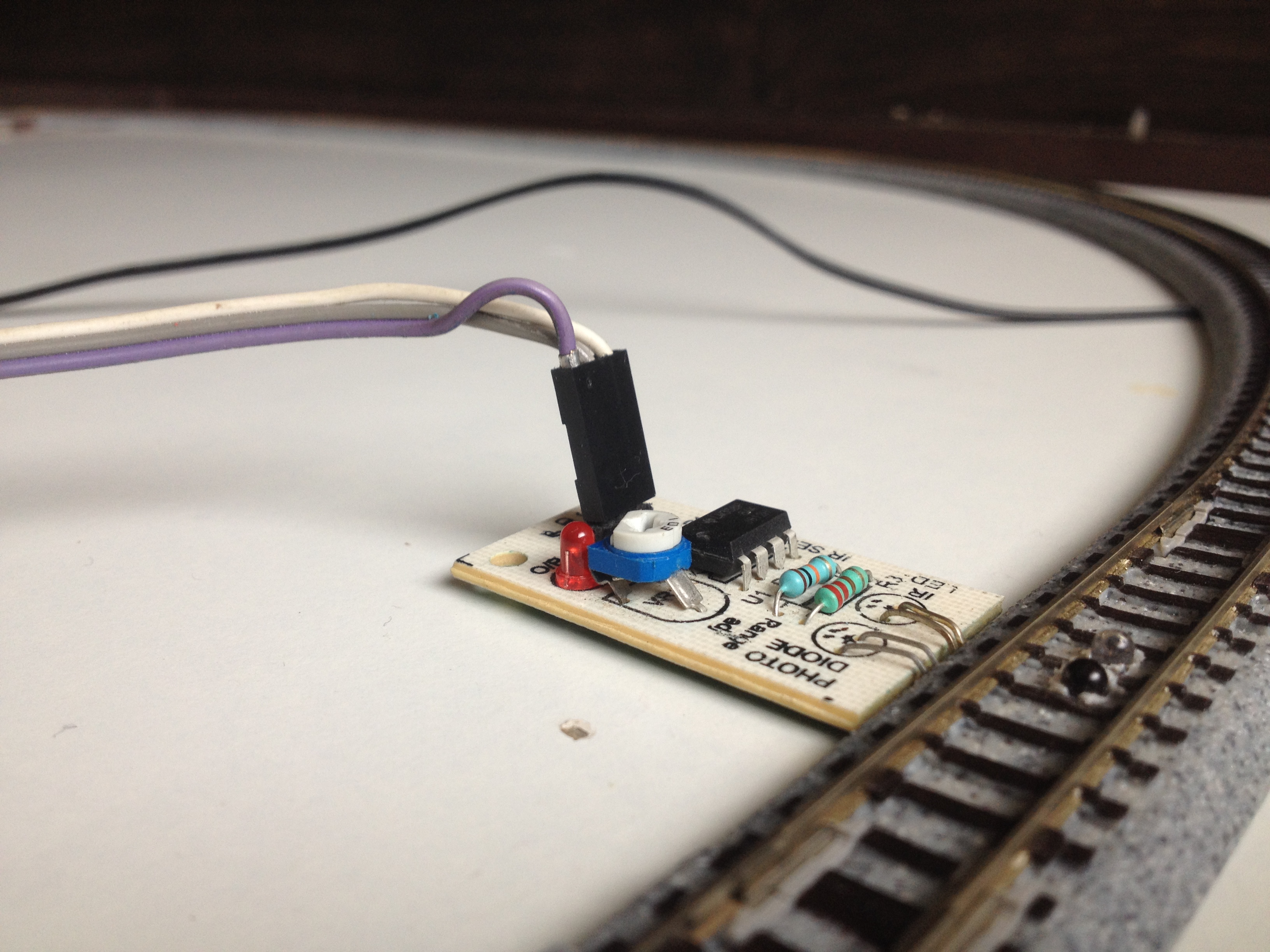 Automated Model Railroad Layout Running Two Trains (V2.0)... - Arduino ...