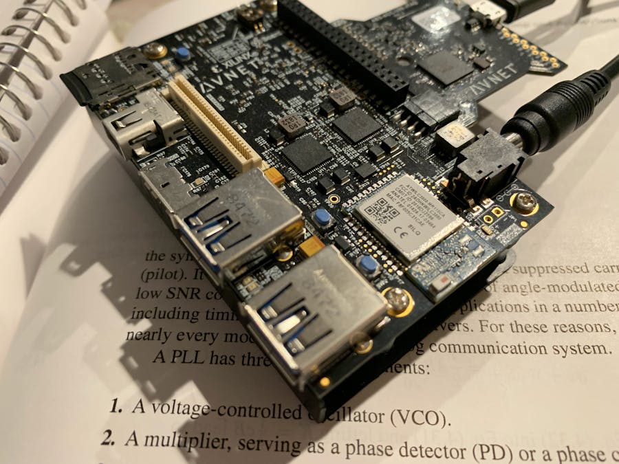 Avnet Ultra96-V2 FPGA 評価ボードFPGA