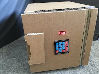 Safe-deposit box based on Arduino and made of cardboard