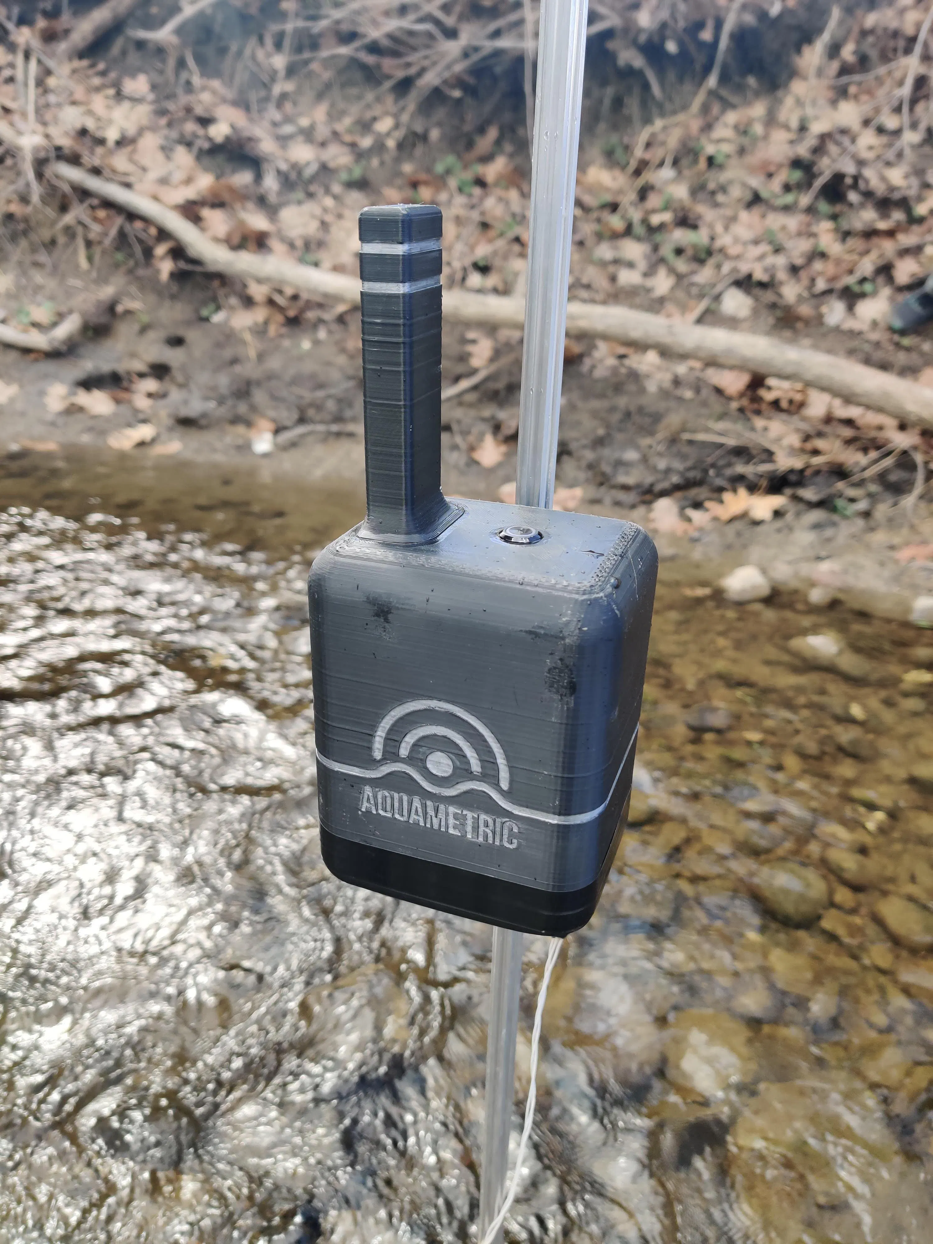Aquametric - Cellular Based Stream Monitors - Hackster.io