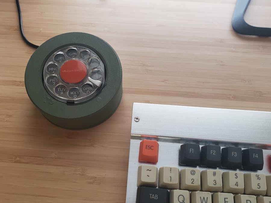 Vintage Rotary Phone Dial PC Volume Control