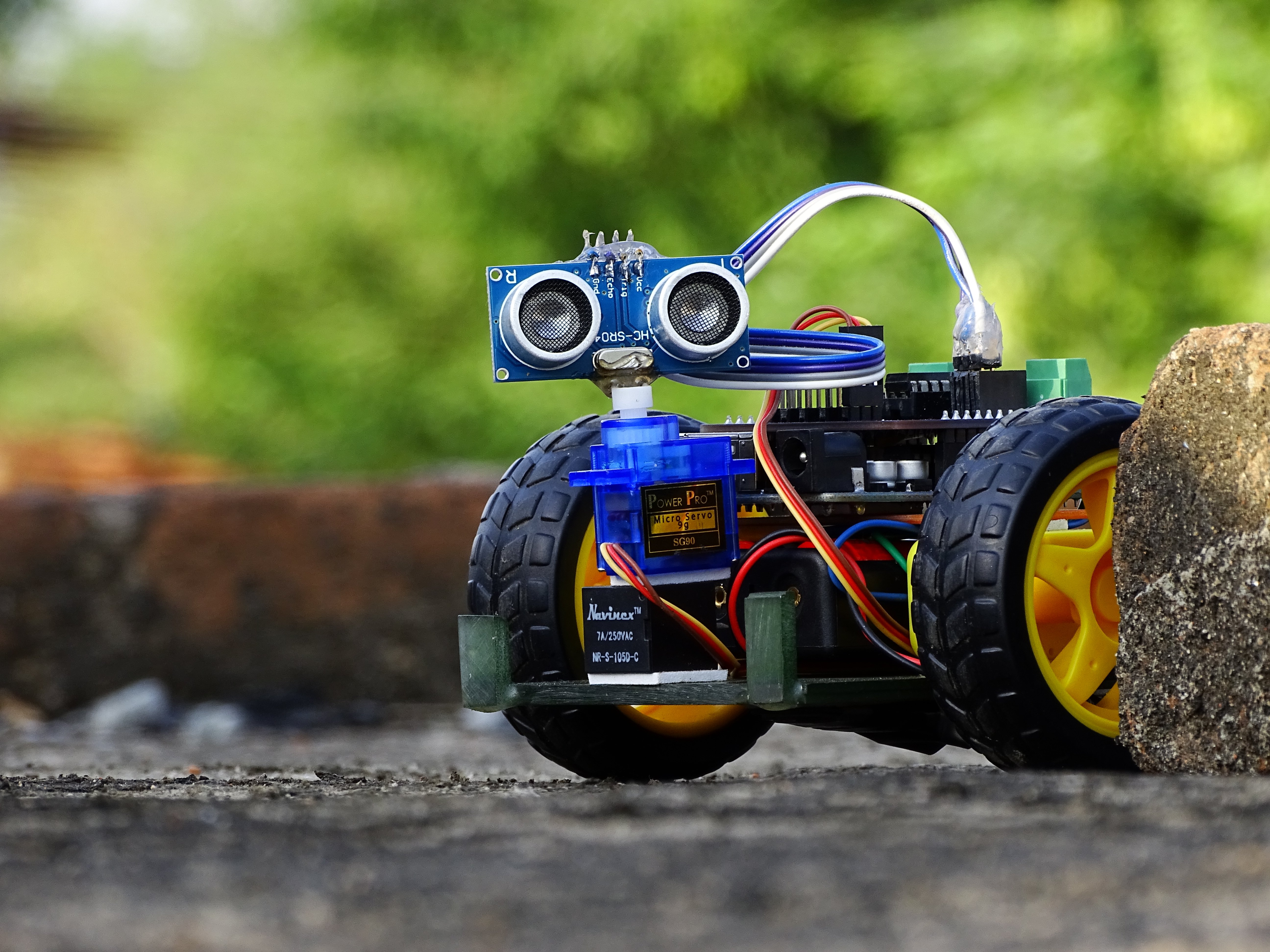 Wall-e, An Obstacle Avoiding Robot - Hackster.io