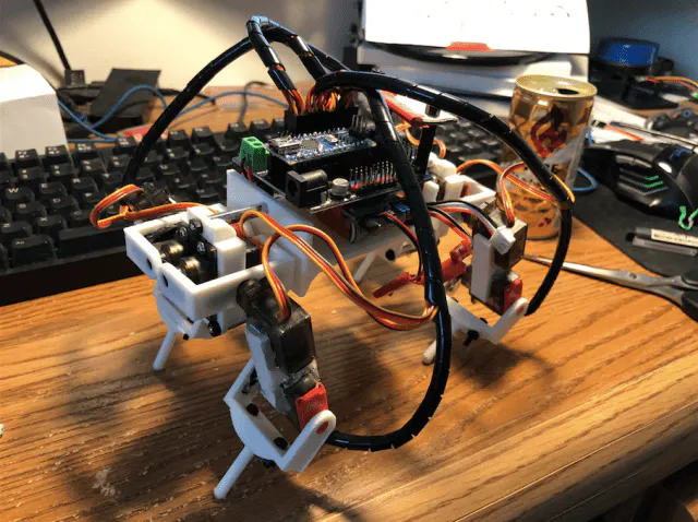 Quadruped Robot 9G - Hackster.io