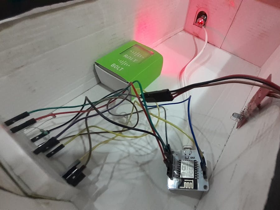 Burglar alert using Bolt IoT