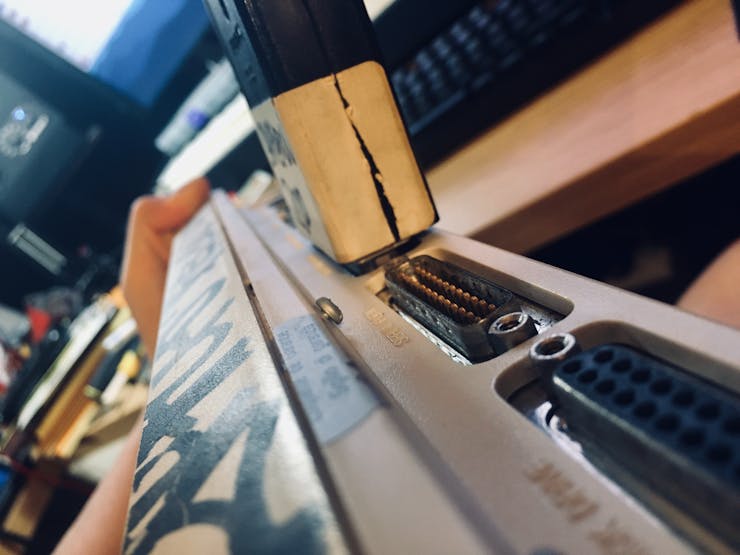 The Open Amiga Sampler Cart Brings Inexpensive 8-Bit Audio