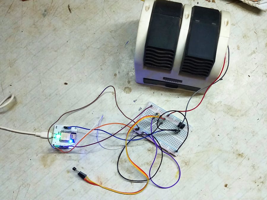 Smart Temperature Monitoring System with Fan Controlling