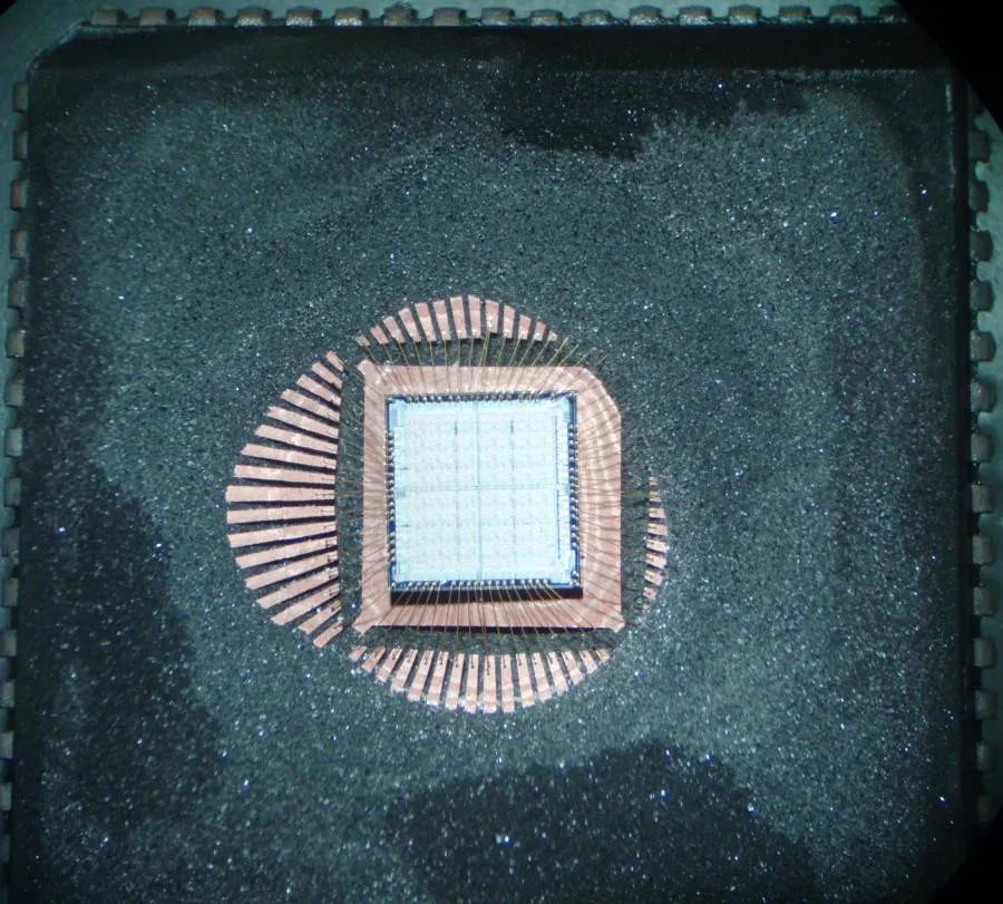 Ken Shirriff Reverse Engineers the Xilinx XC2064, the World's