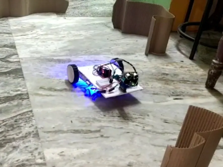 How to make obstacles avoiding robot