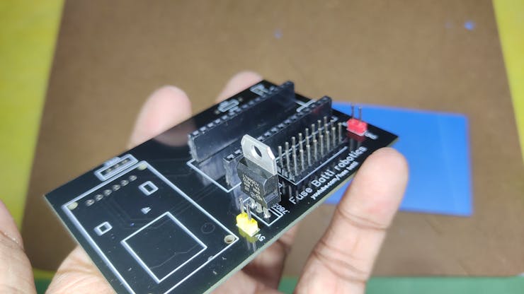 pcb_Rp4t3zU6IH.jpg?auto=compress%2Cformat&w=740&h=555&fit=max