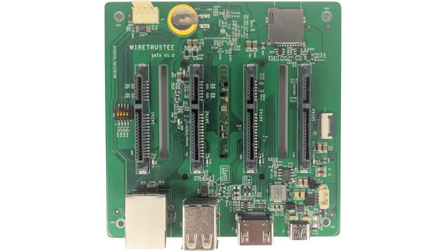 mariページ Wiretrustee's Raspberry Pi Compute Module 4 Carrier Turns It Into