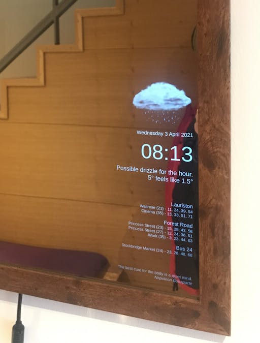 Smashed iPad Makes a Magic Mirror