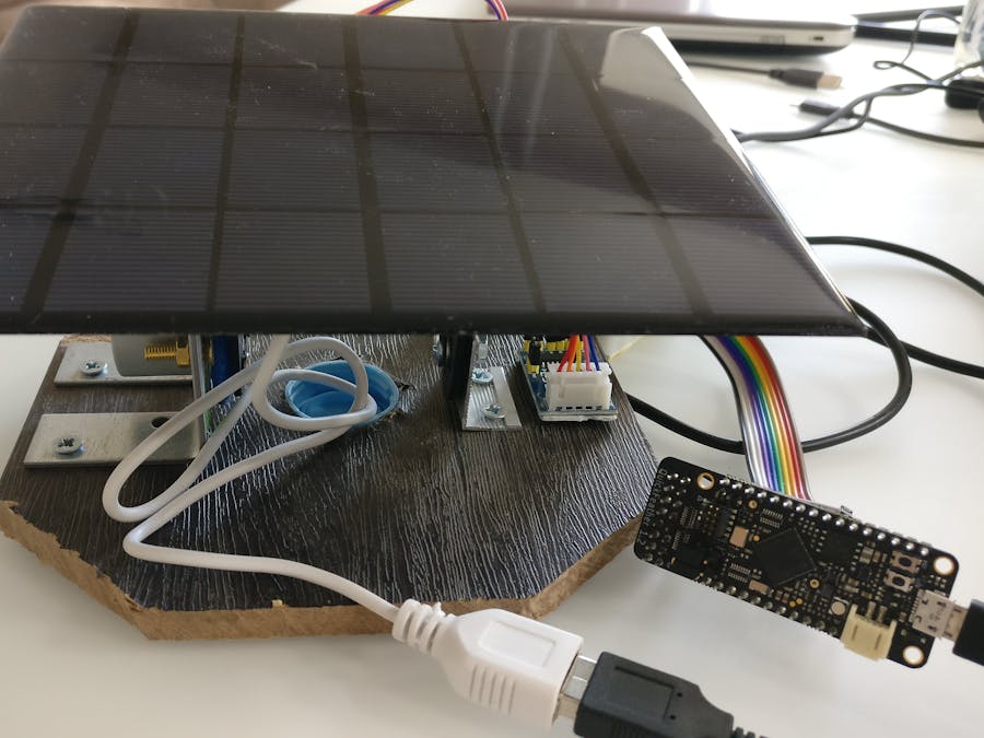 Simple Single Axis Solar tracker