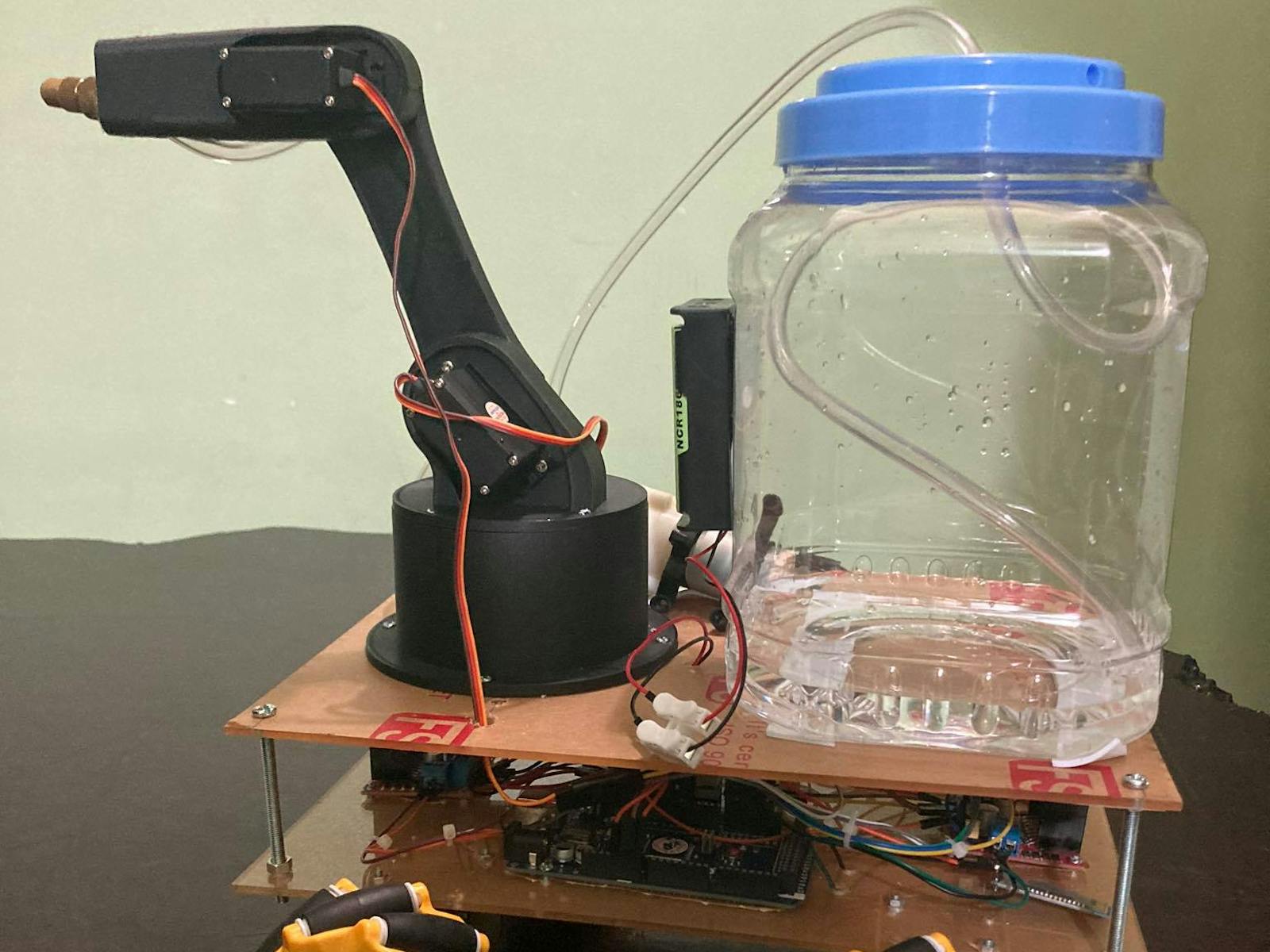 DIY Arduino Robot Arm with Smartphone Control - How To Mechatronics