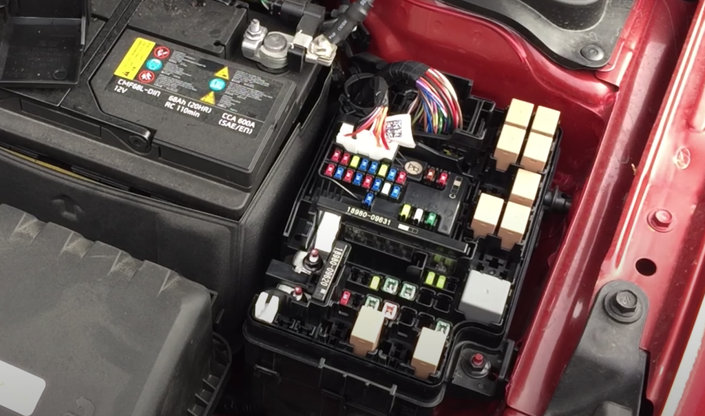 arduino car battery monitor