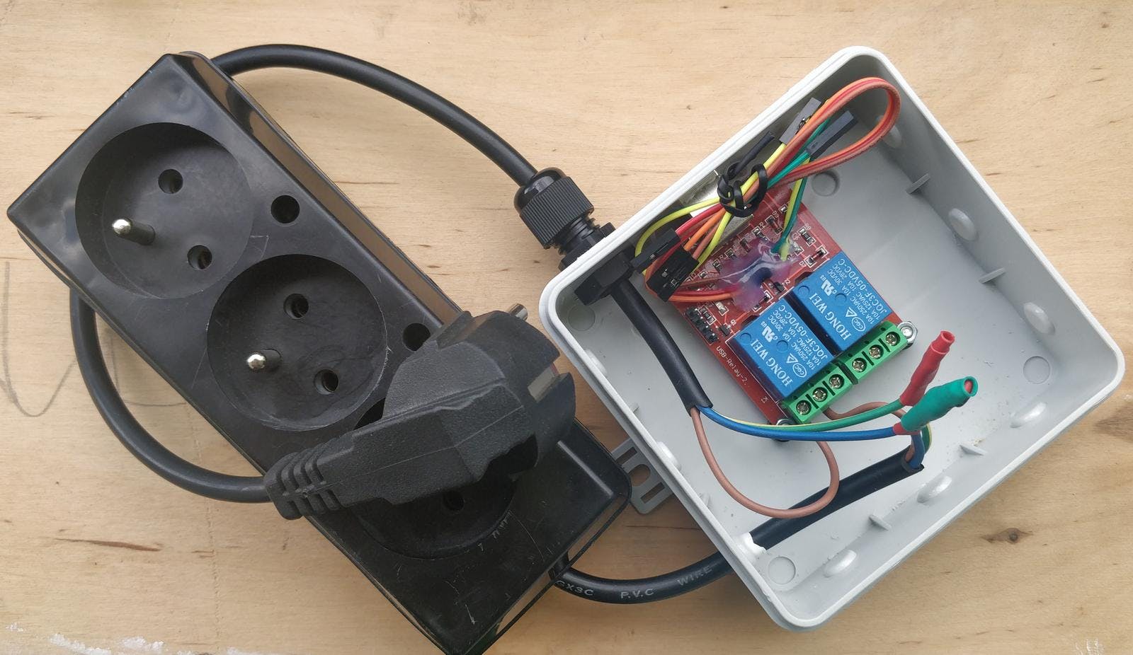 Christchurch Omvendt forgænger Let Your PC Control Peripheral Devices Using This USB-Controlled Power Strip  - Hackster.io