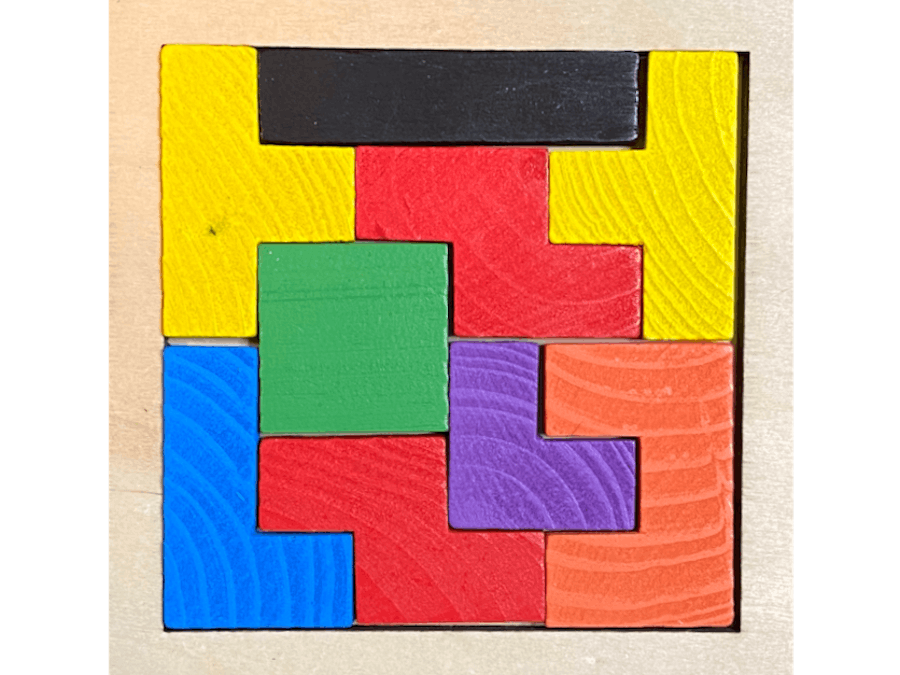 Electronic Puzzle Board