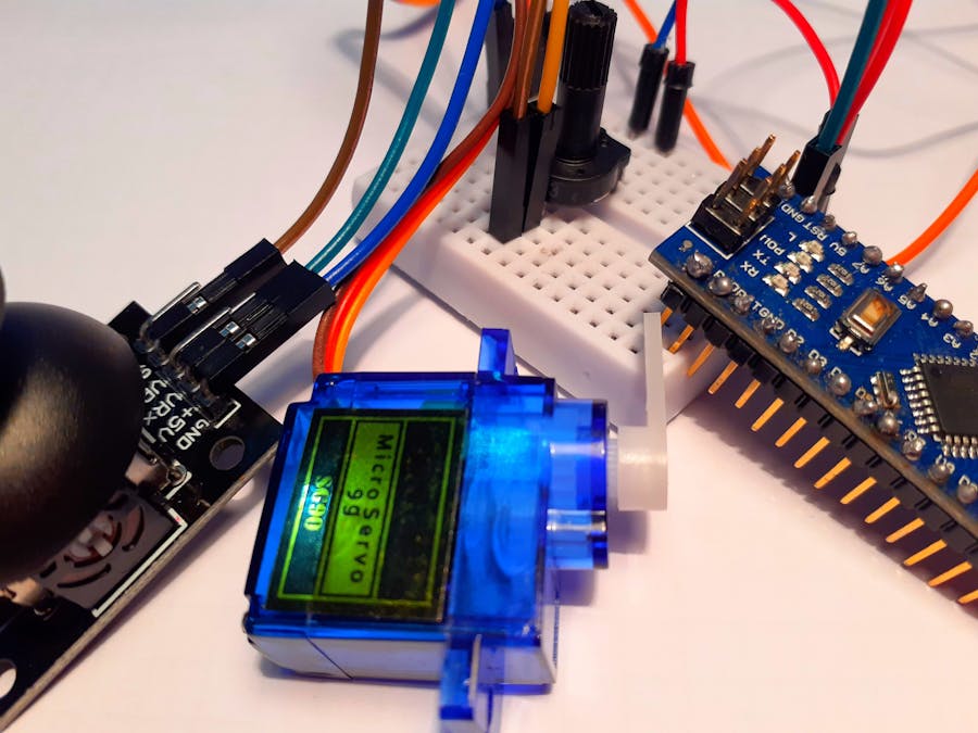 Controlling_180°Motor