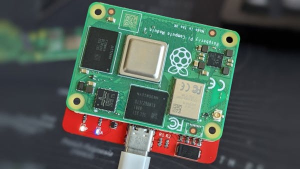 Ivan Kuleshov's MinCab Is the Smallest Functional Raspberry Pi Compute ...