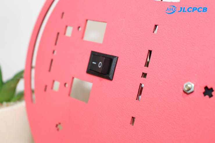 Figure 4A - View of the button in the lower region of the mobile robot base piece.