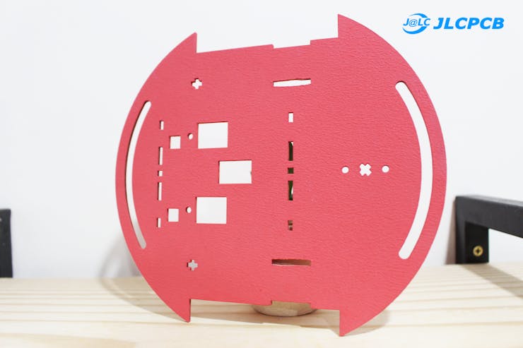 Figure 4B - Base piece with cutout for fixing the ON/OFF button.