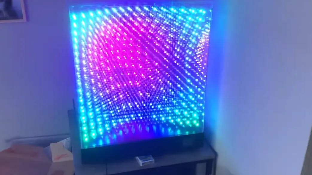 Mesmerizing Animations This 16x16x16 LED Cube -
