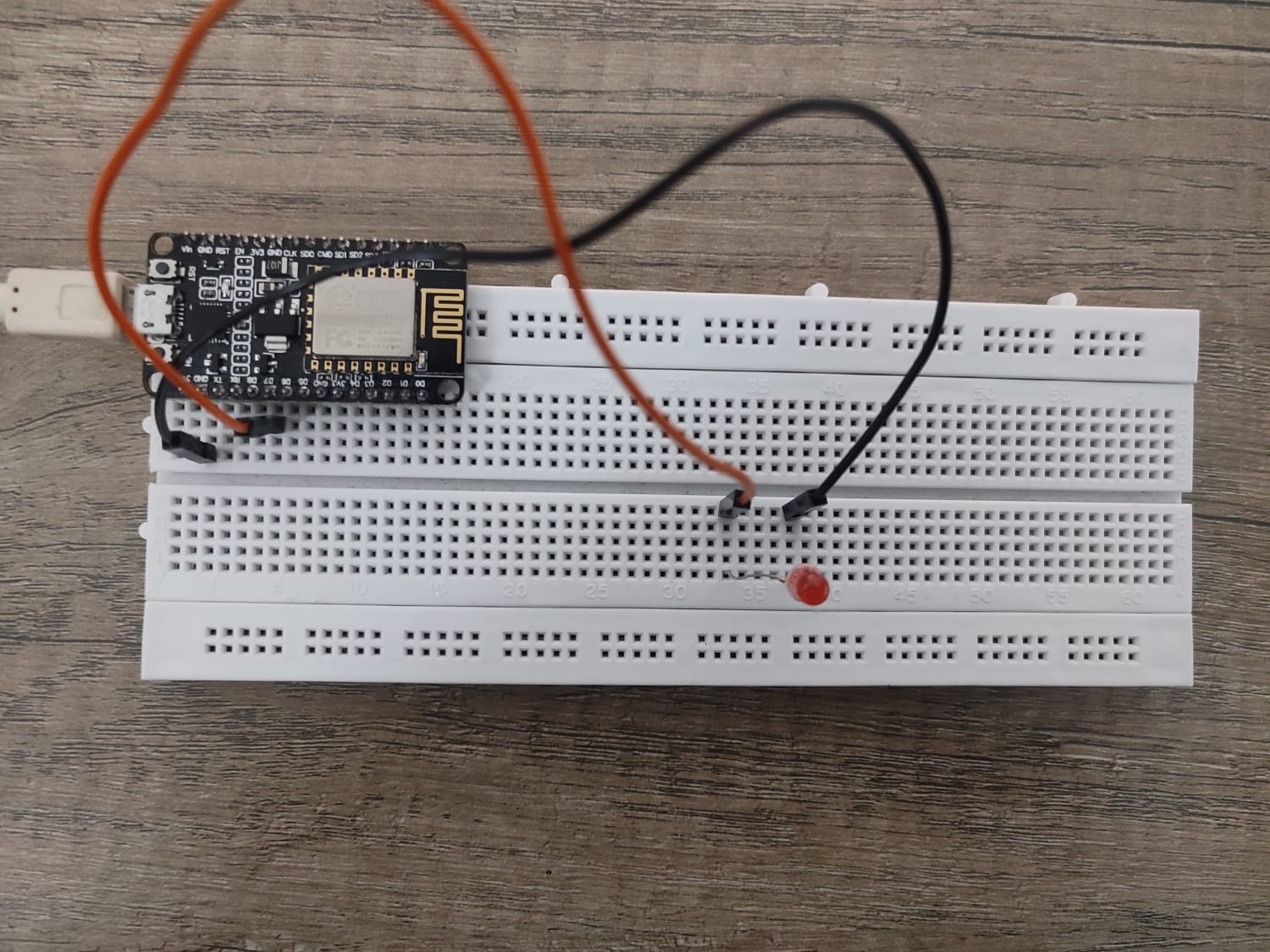 control-led-with-esp8266-and-thingspeak-server-hackster-io