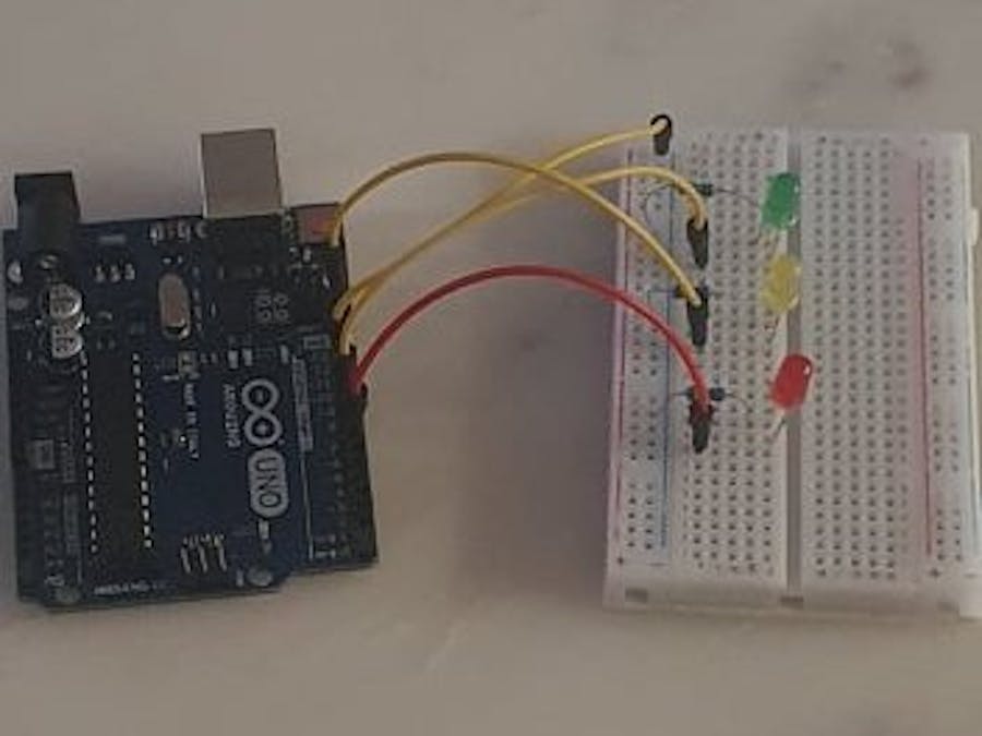 Easy To Make Traffic Light Simulator For Begginers