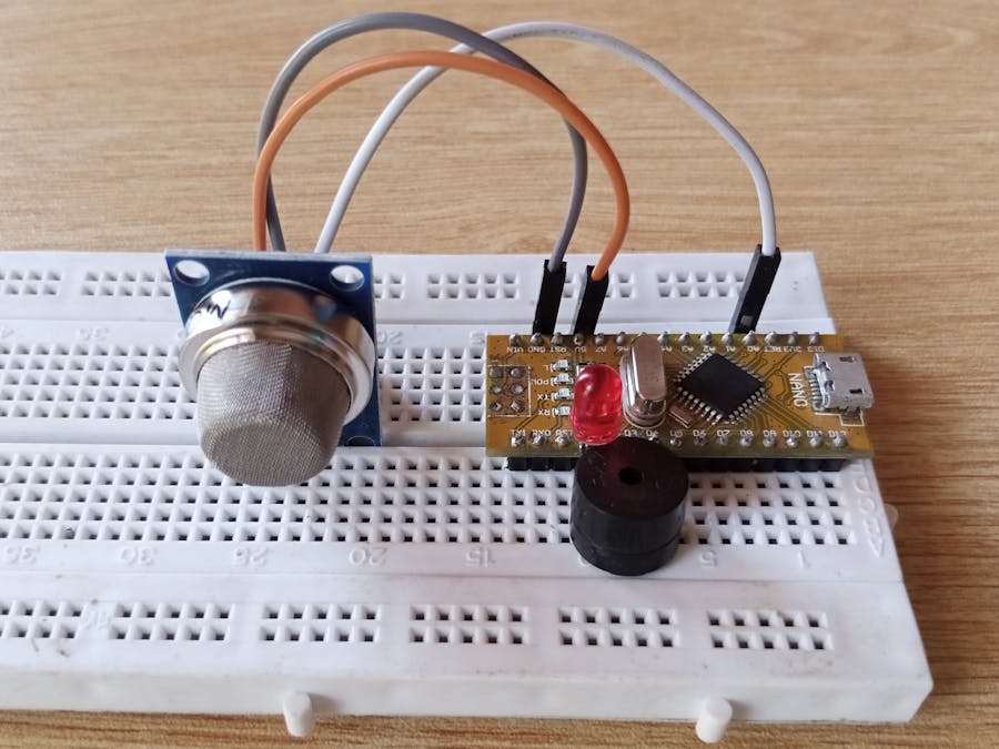 Smoke and GAS Leakage Detector
