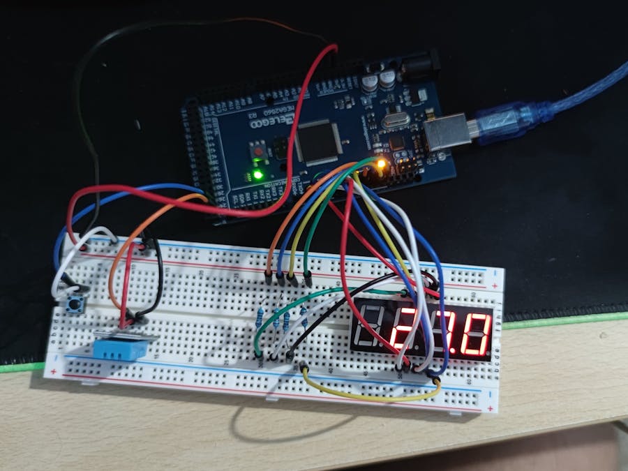 Simple Temperature and Humidity Sensor!