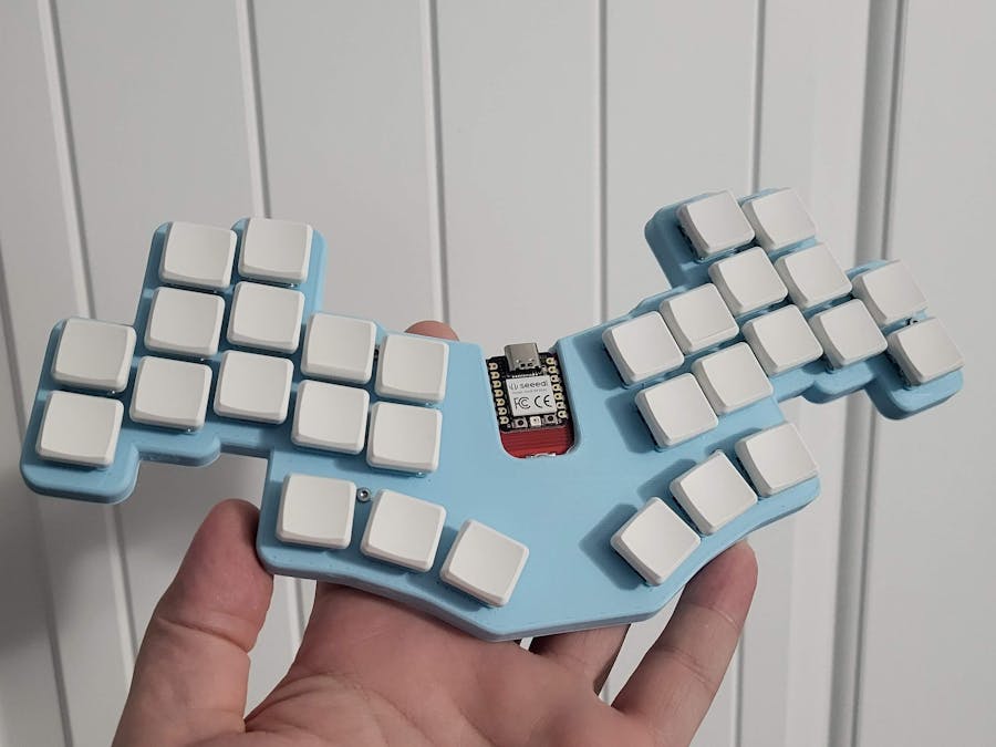 arachnophobe: a 30 key ergonomic keyboard