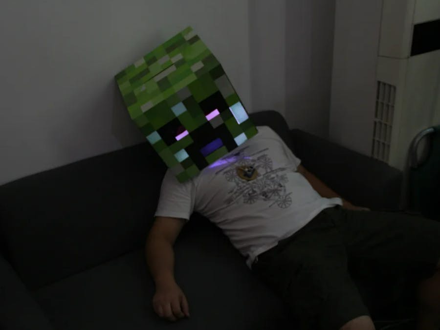 How to Make a Vivid Flashing Minecraft Creeper
