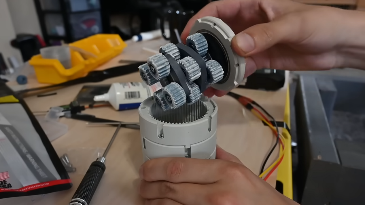 How Planetary Gears Work - 3D Printed Planetary Gearbox Design and Test