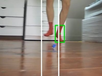 Robot that makes you stand on lego, using OpenCV