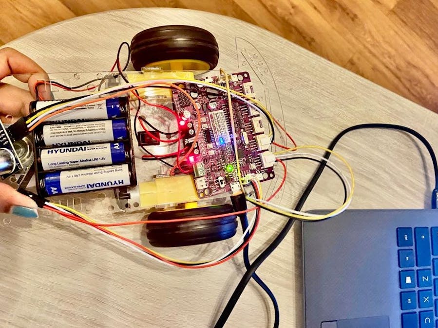 Robotics MAKER PI RP2040 I am working on my first project.