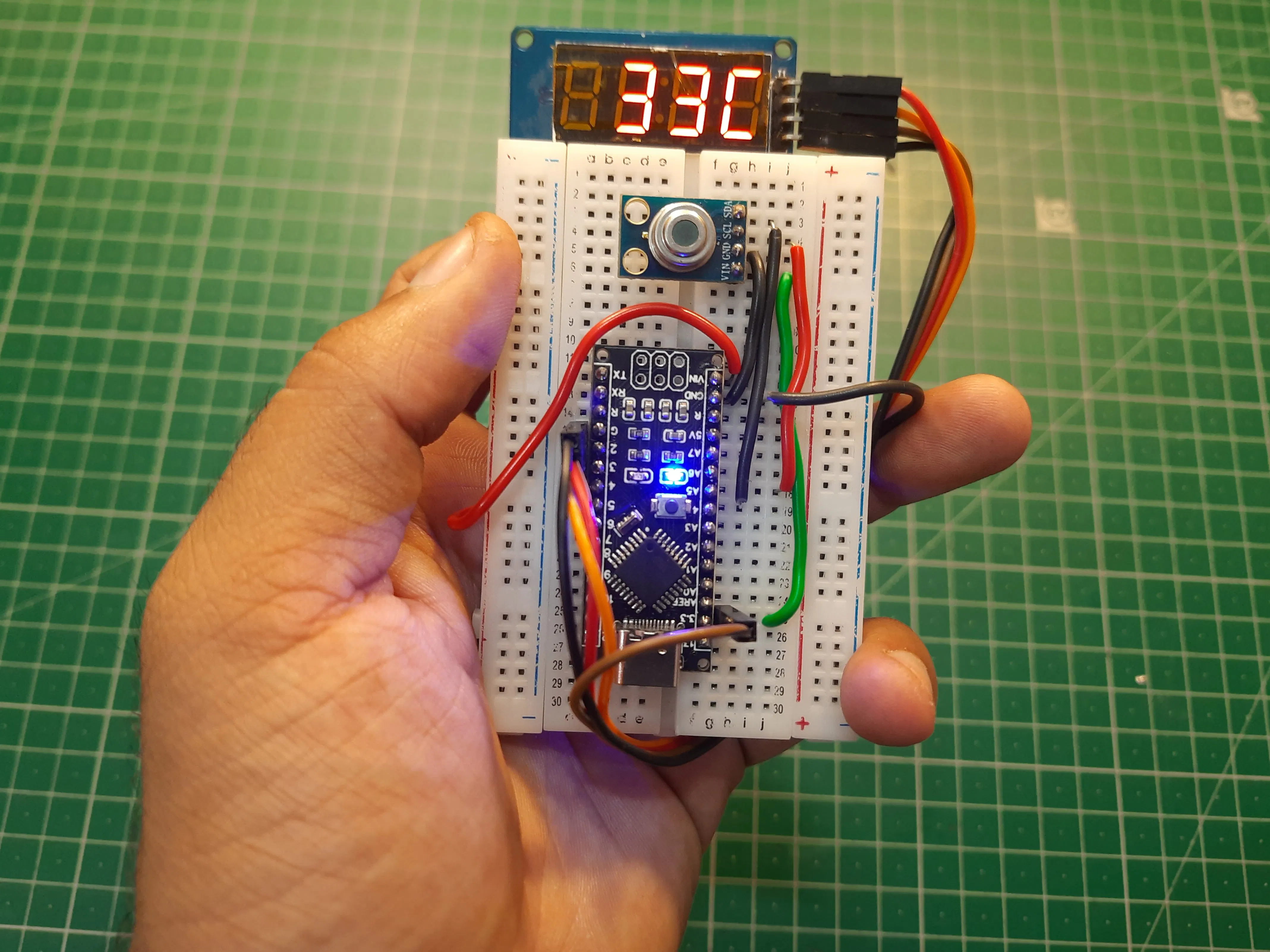 Non-Contact temperature sensor with display - Hackster.io