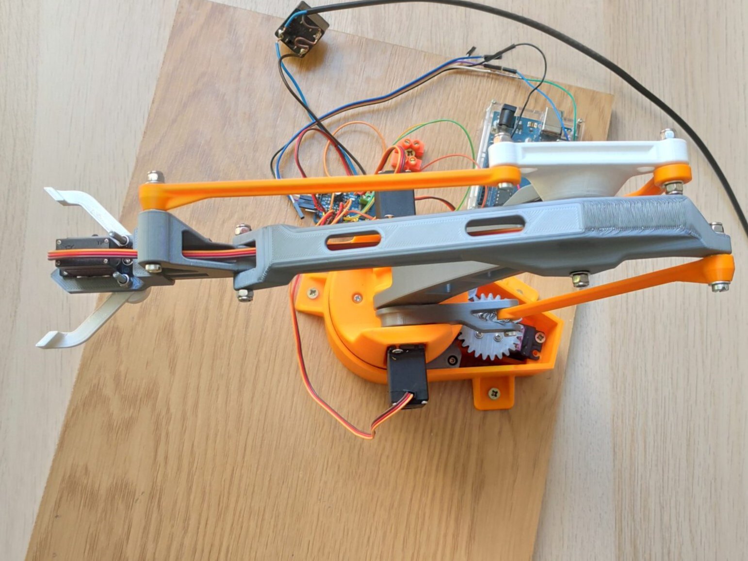 Python Controlled Robot Arm - Hackster.io