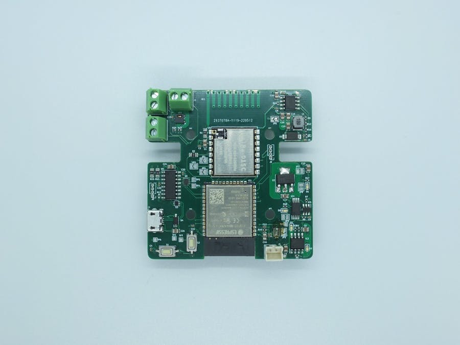 FLORA | Long Range Garden Monitoring System