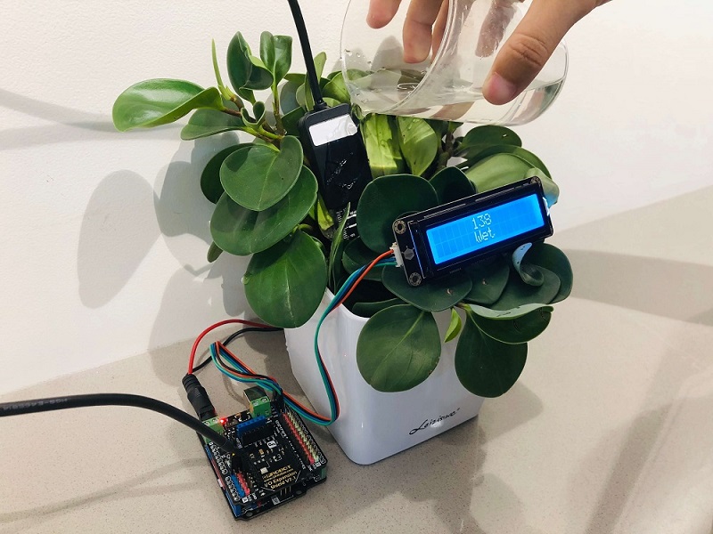 Gravity: Analog Waterproof Capacitive Soil Moisture Sensor