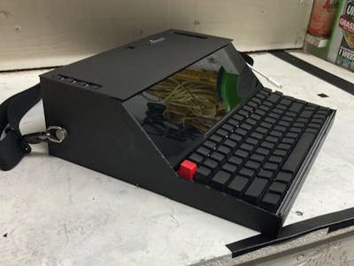 Seth Woinowsky’s DuoDeck Type Is a Retro-Themed Cyberdeck with a Hidden KVM Docking System