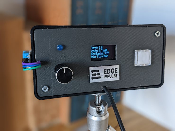 Simulated AC voltage, external temp sensor and Oled info screen