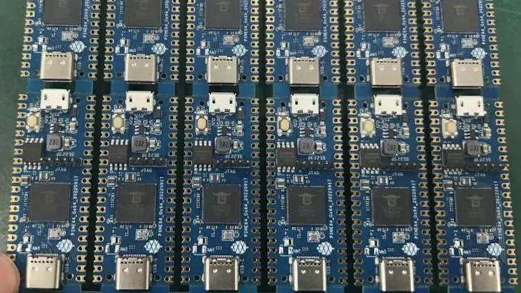 image_CkWkxHToaE.png?auto=