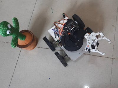 4 DOF Mobile Arm Robot with on-board camera