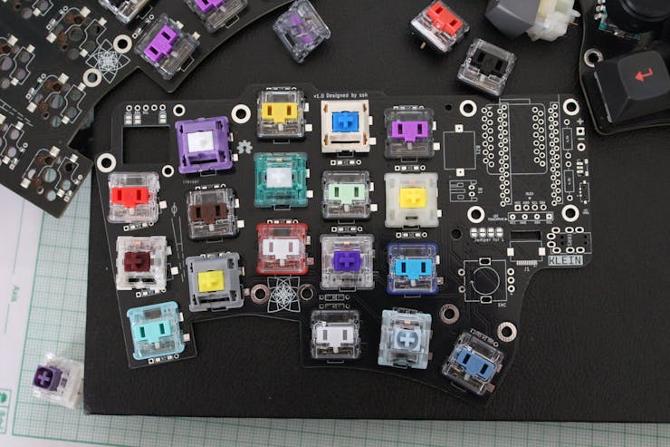 KLEIN: A Wireless Ergonomical Keyboard - Hackster.io